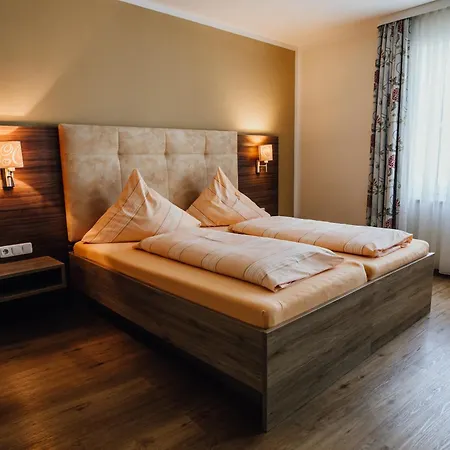Zum Alten Wirt Hotell